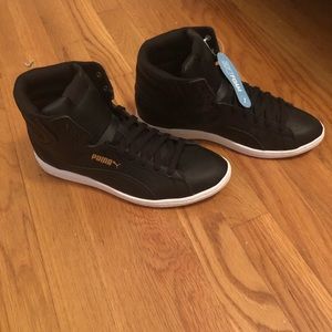 NWT Puma Vikky Mid High Top